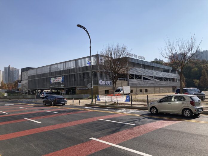 파주 운정호수공원 공영주차장(와동동 1412)